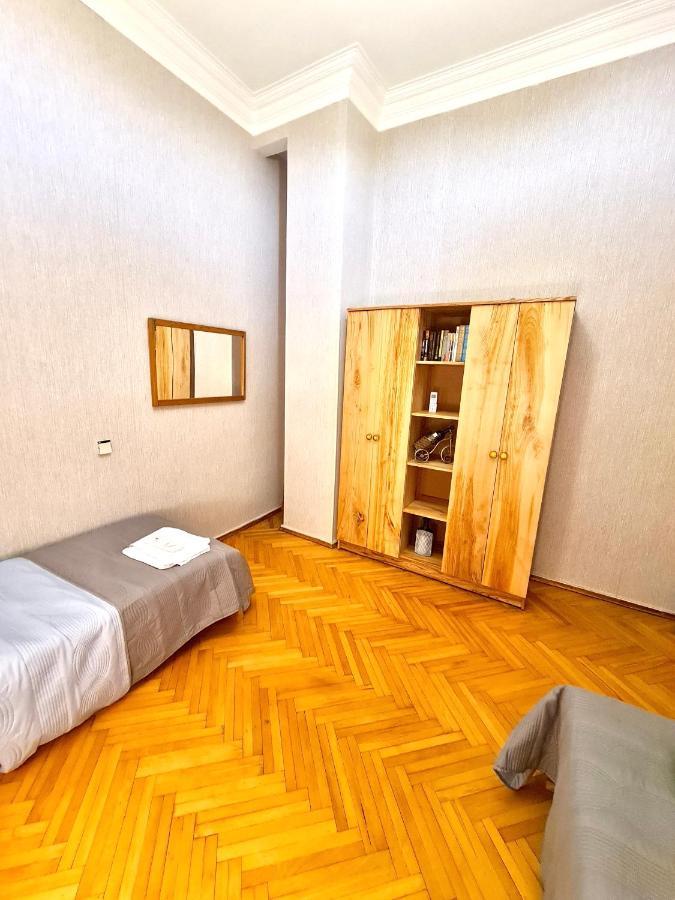 Guesthouse Zedafoni زيستافوني المظهر الخارجي الصورة