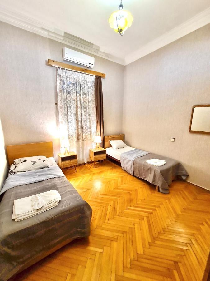 Guesthouse Zedafoni زيستافوني المظهر الخارجي الصورة