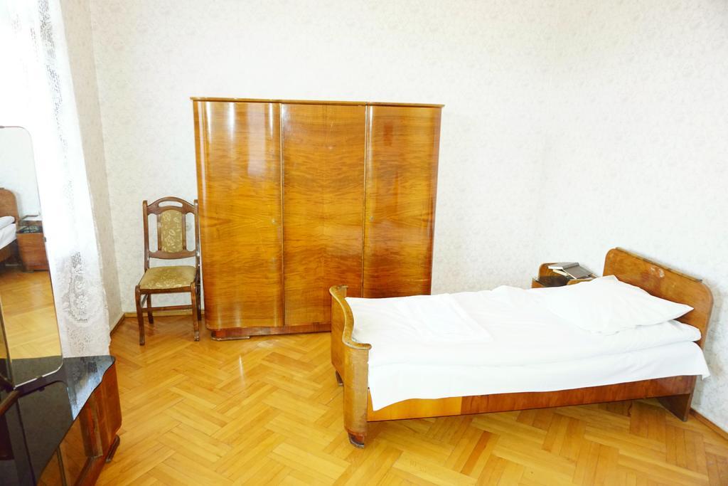 Guesthouse Zedafoni زيستافوني المظهر الخارجي الصورة