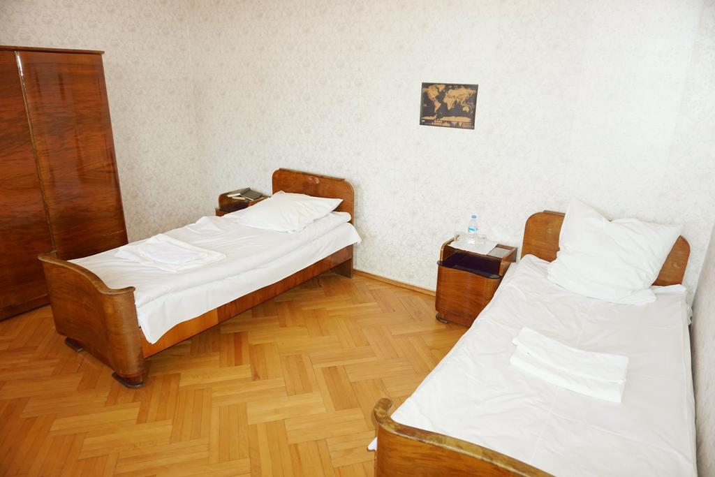 Guesthouse Zedafoni زيستافوني المظهر الخارجي الصورة