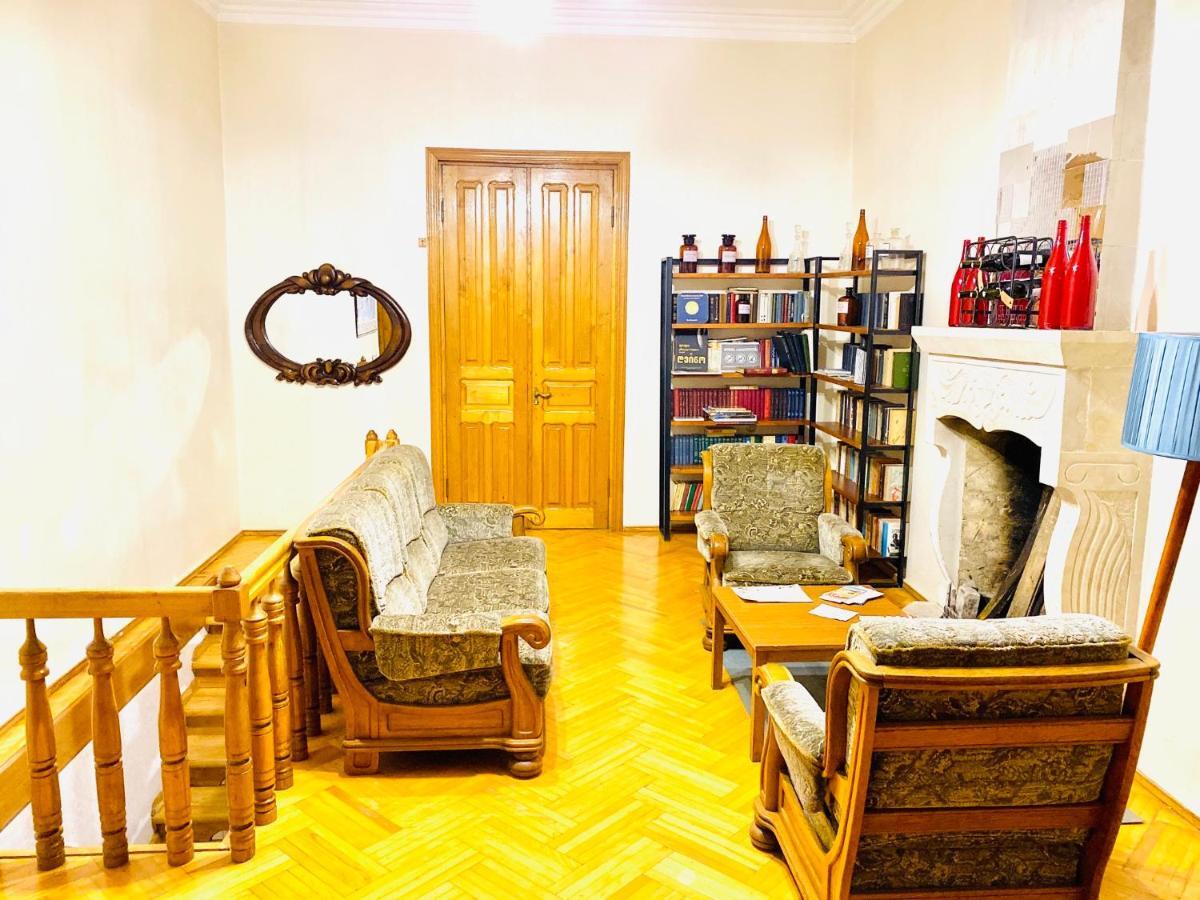 Guesthouse Zedafoni زيستافوني المظهر الخارجي الصورة